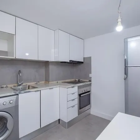 Apartment Oleiro 7 Lisbon