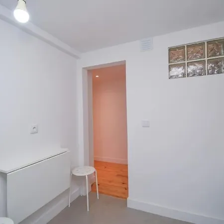 Oleiro 7 * Lissabon
